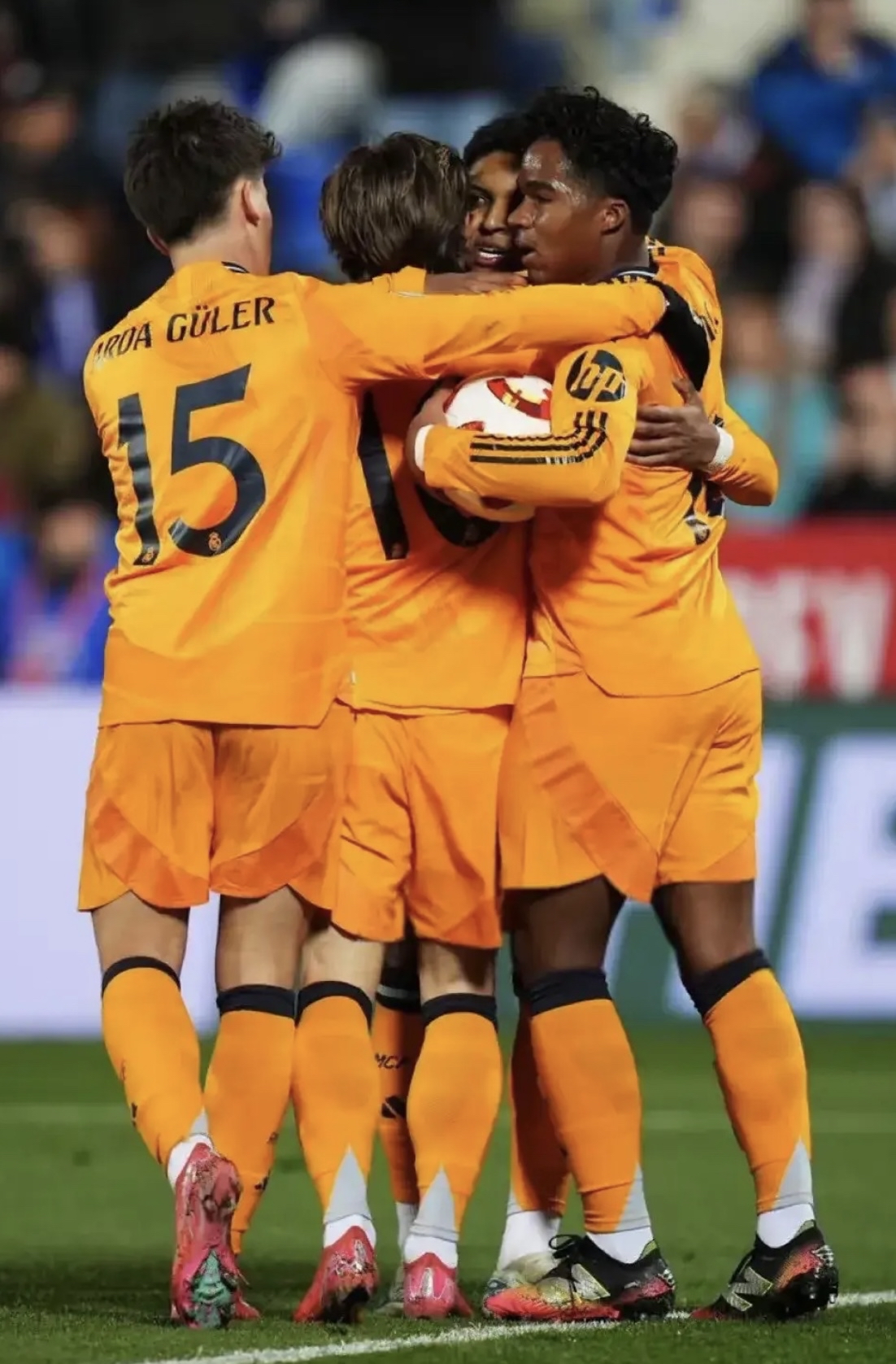 B体育体育官方-包含勒沃库森准备与贝西克塔进行一场激烈的对决的词条