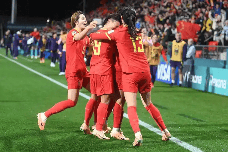 B体育体育app-关于女足国际赛场再续佳话中国队再创辉煌的信息