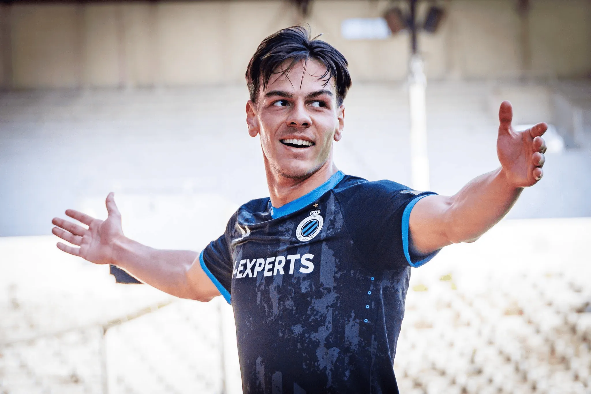 B体育体育官网app-瑞士足球队不懈提升实力，积极进取