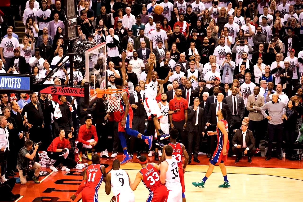 B体育体育登录入口-快船击败骑士，乔治关键时刻砍下致胜球