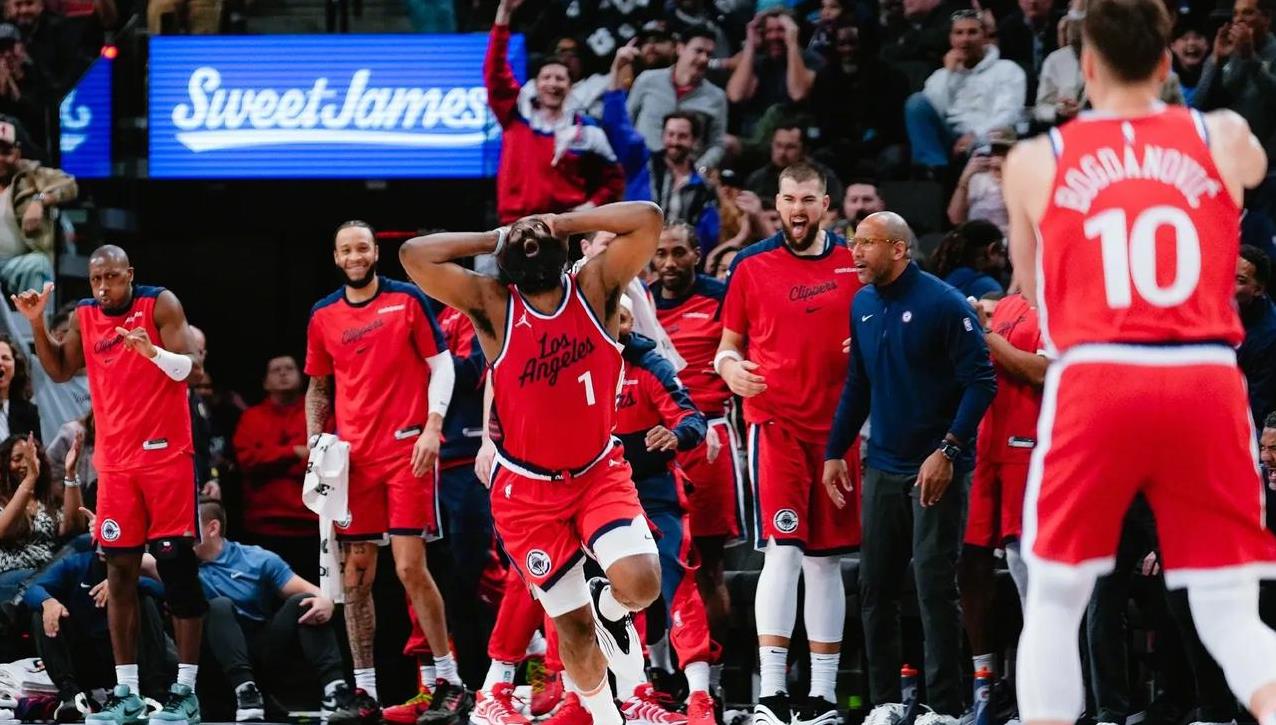 快船击败骑士，乔治关键时刻砍下致胜球