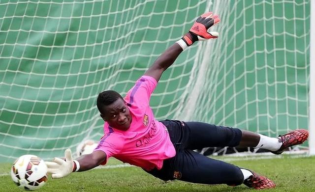 B体育体育网页版-关于阿贾克斯前锋神勇进攻战胜欧冠曝出的信息