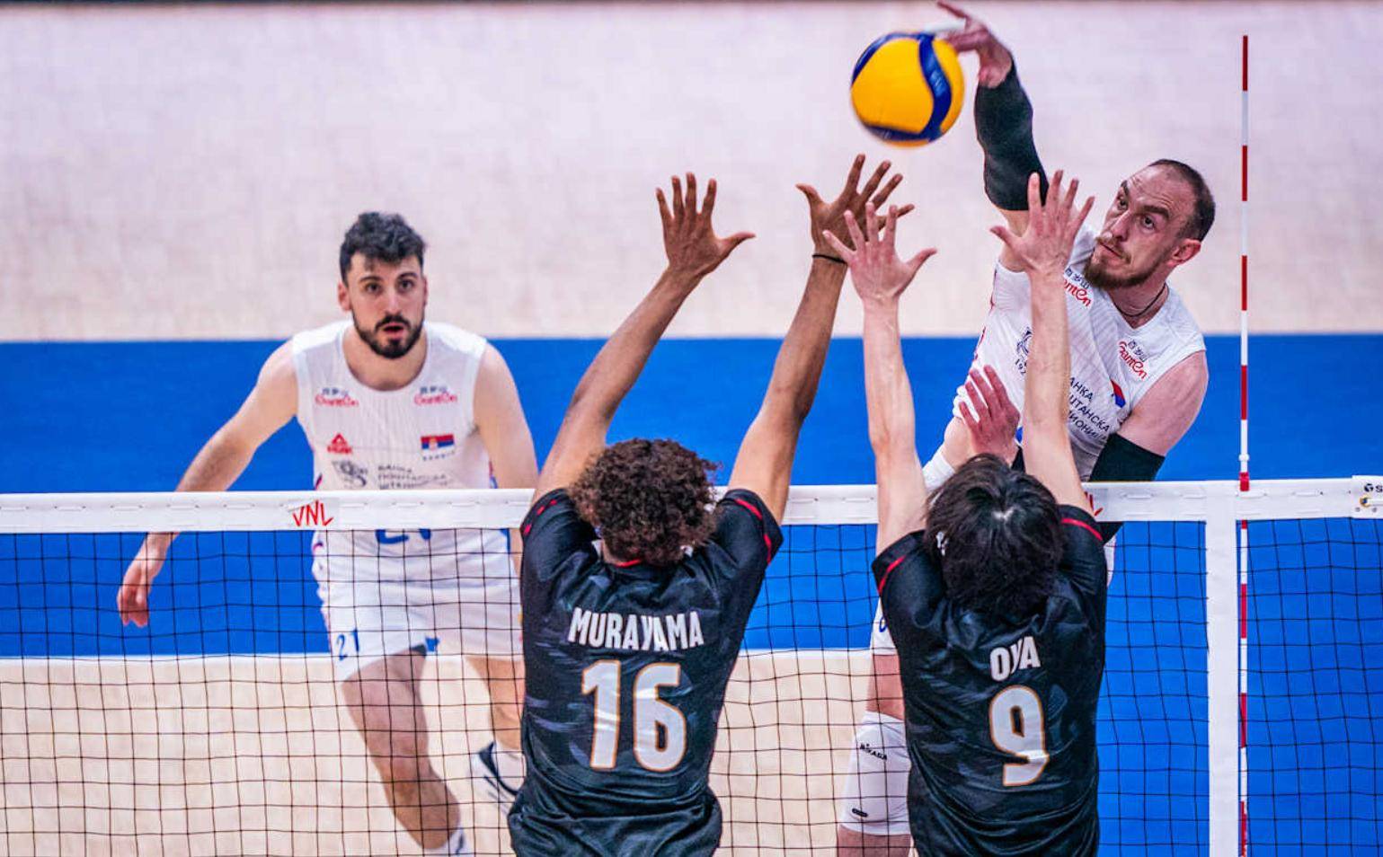 包含豪强对战!欧洲殿堂级球队迎战亚洲劲旅的词条 包含豪强对战!欧洲殿堂级球队迎战亚洲劲旅的词条