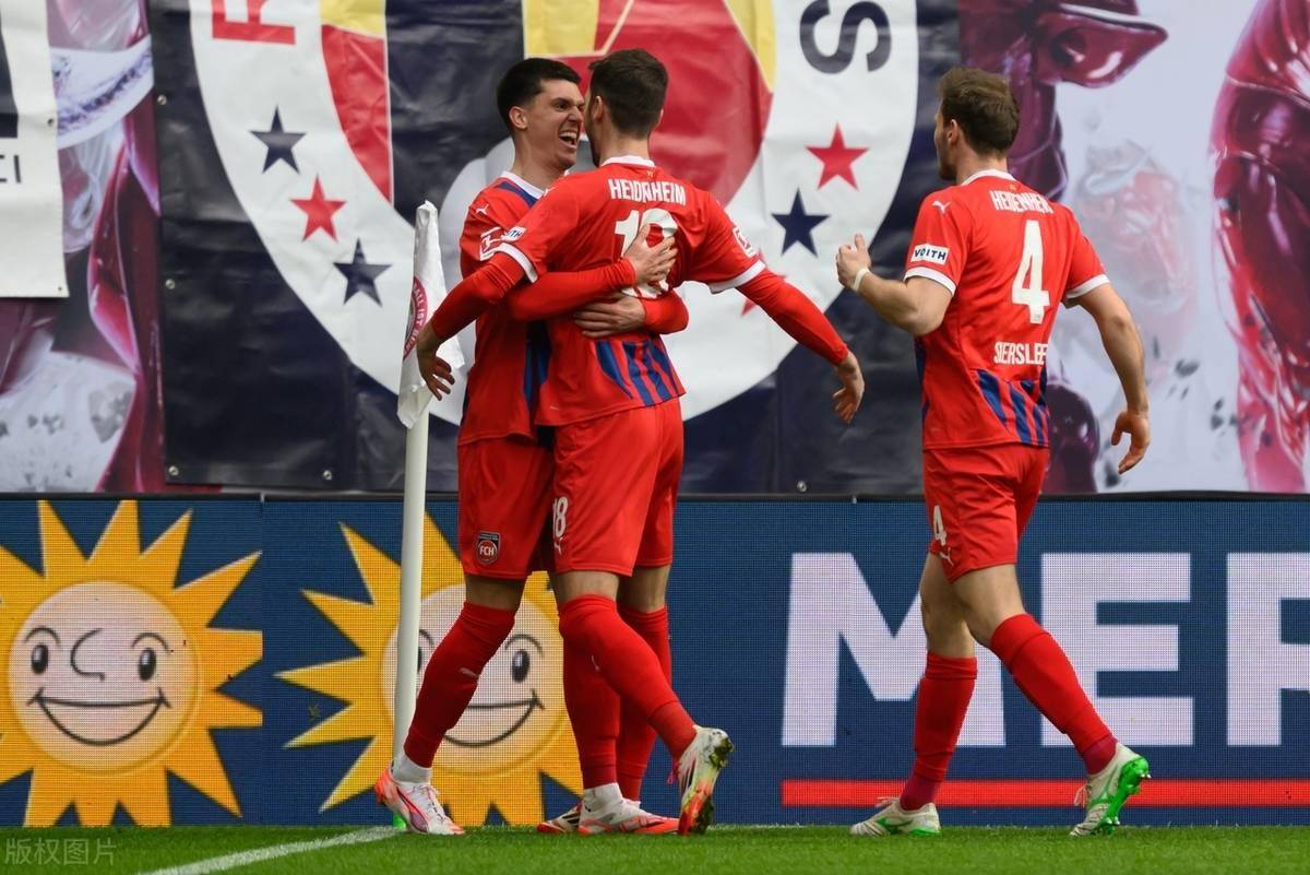 关于美因茨队客场不敌对手，积分停滞的信息