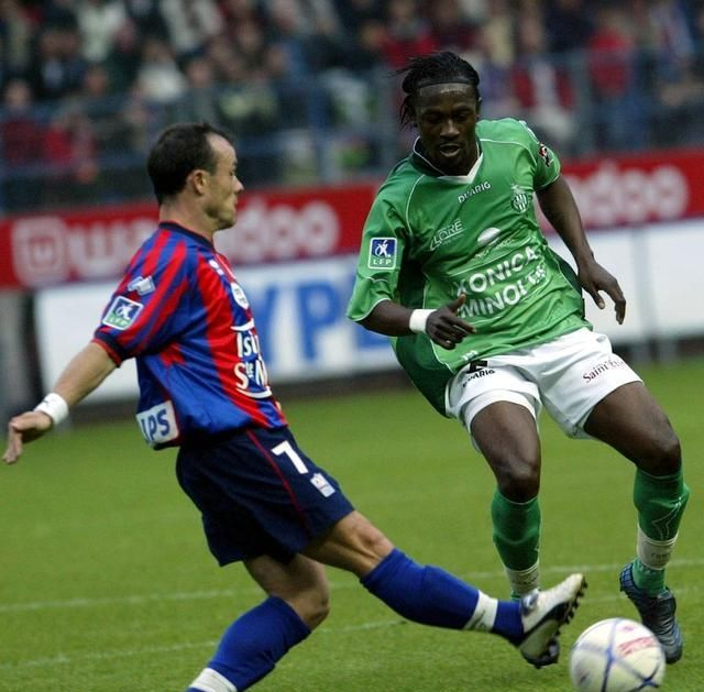 包含圣埃蒂安队在比赛中取得胜利,稳固排名的词条 包含圣埃蒂安队在比赛中取得胜利,稳固排名的词条