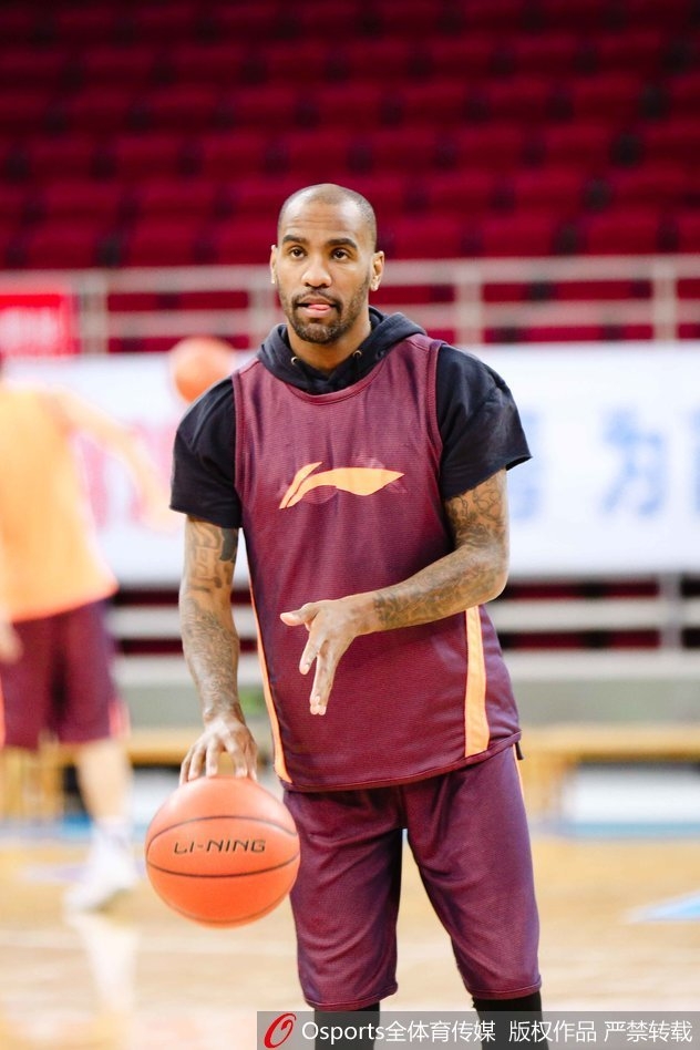 国安集结备战下轮,全队备战士气高昂的简单介绍 国安集结备战下轮,全队备战士气高昂的简单介绍