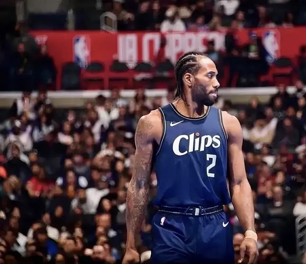 快船大胜热火,莱昂纳德绝杀时刻 快船大胜热火,莱昂纳德绝杀时刻